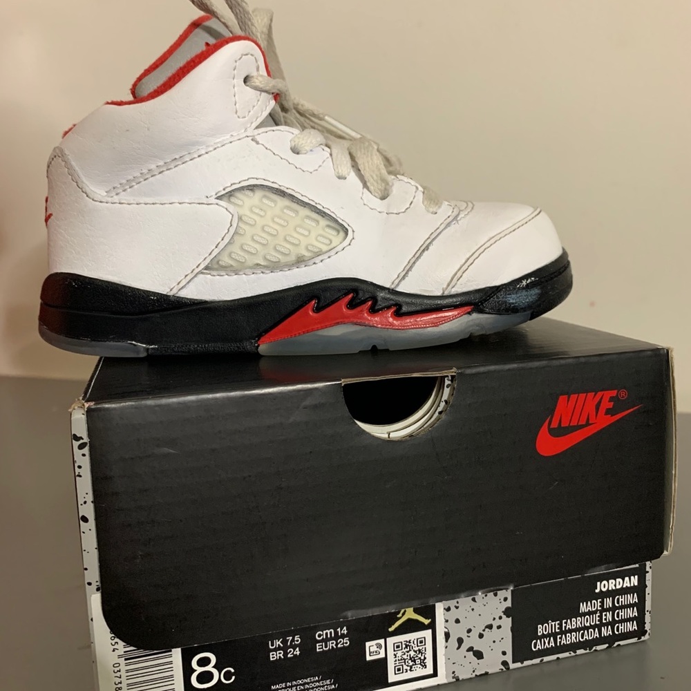 Toddler Jordan retro 5’s